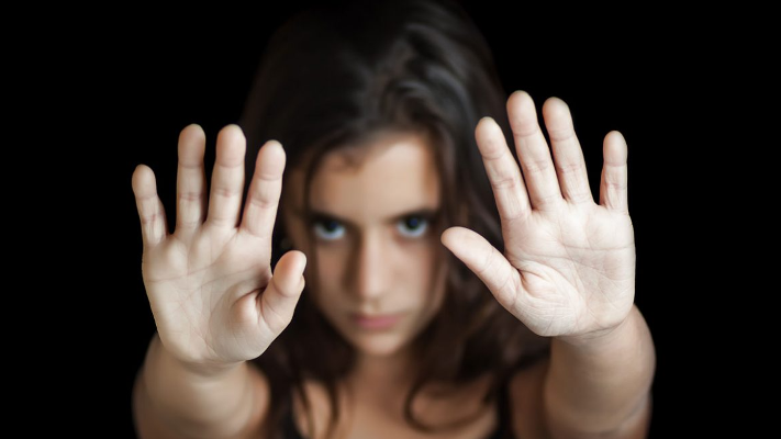 في مصر ولأول مرة… المعاقبة بالسجن على ختان الإناث