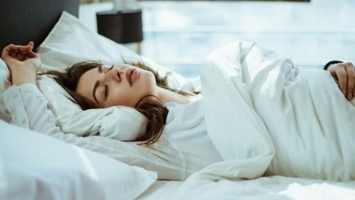 3 نصائح لتدريب الدماغ على النوم بشكل أفضل