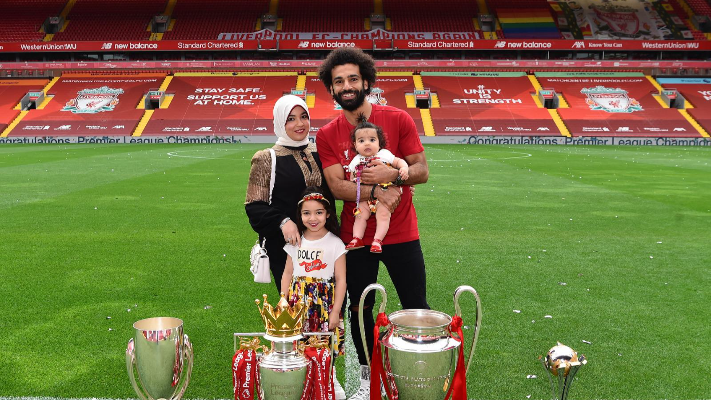 محمد صلاح يكشف أسرار عن حياته لأول مرة مع صاحبة السعادة