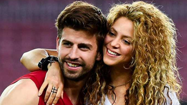 شاكيرا غاضبة بعد ظهور بيكيه مع صديقته الجديدة