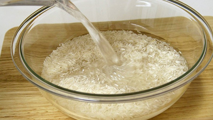 معلومة ذهبية: نقع الأرز لـ 4 ساعات يخفض مستويات السكر في الدم