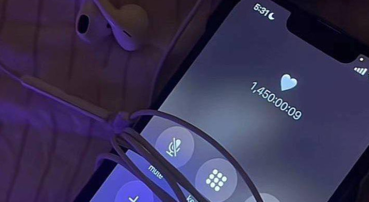 متداول .. شابة تشارك طول مكالماتها مع خطيبها لمدة شهرين!