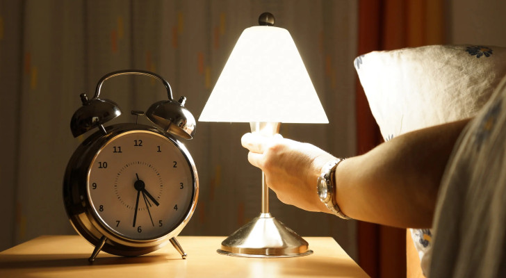 لهذا السبب: أطفئ الضوء عند النوم، واحم صحتك!