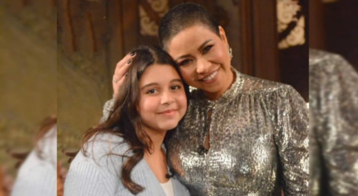 ابنة شيرين عبدالوهاب حاولت إنهاء حياتها بعد تعرضها للابتزاز الإلكتروني!