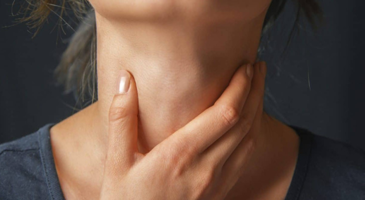 في حادثة طبية نادرة .. امرأة تكتشف نمو لوزتيها مجددا بعد 40 عاما من استئصالهما!