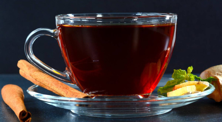 ماذا يحدث لجسمك عند شرب كوب من القرفة يوميا؟