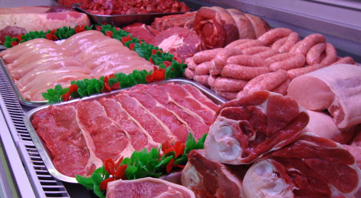 اكتشاف صادم .. الإفراط في تناول اللحوم الحمراء قد يعرضك لخطر الخرف!