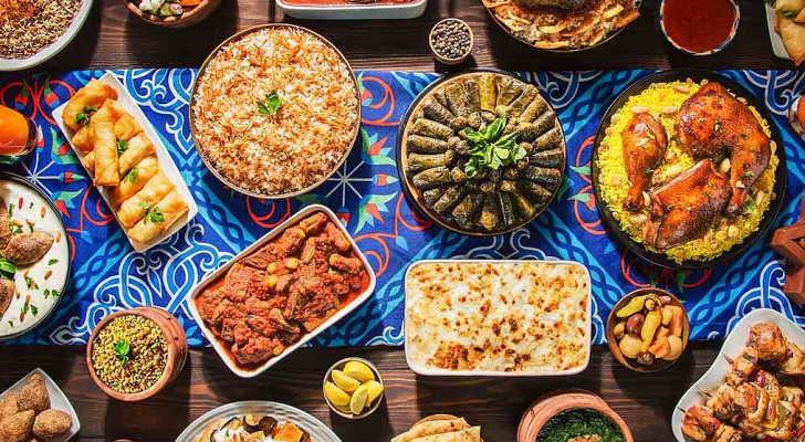 أفضل الطرق لتزيين طاولة مائدة رمضان لاستقبال الضيوف بشكل مميز