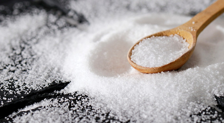 تحذير طبي صادم: السكر والملح يزيدان من خطر سرطان الجهاز الهضمي
