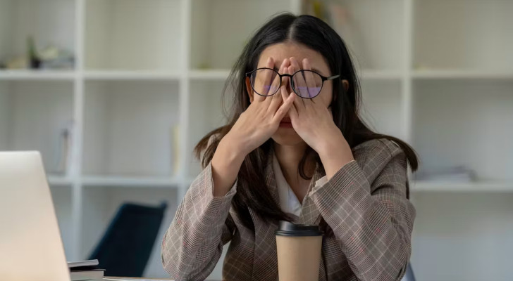 بهذه الطريقة ستعرف إذا كانت وظيفتك تسبب لك الشيخوخة المبكرة