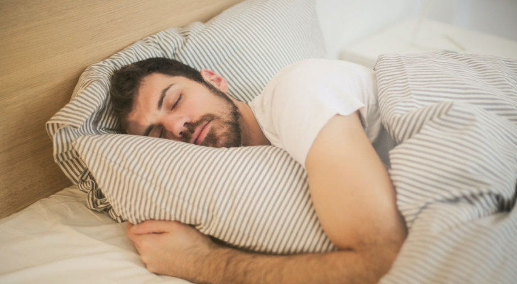 لماذا نستيقظ متعبين رغم النوم الكافي؟