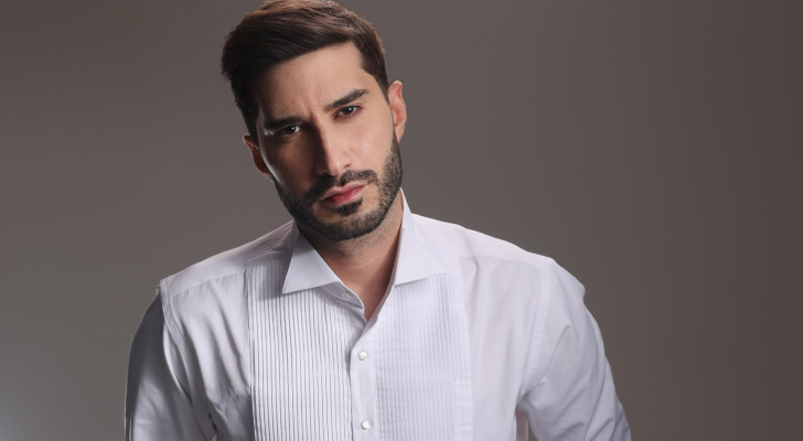 السمكري أول طبيب تجميل عربي من خارج لبنان يشارك في لجنة تحكيم Mister Lebanon 2025