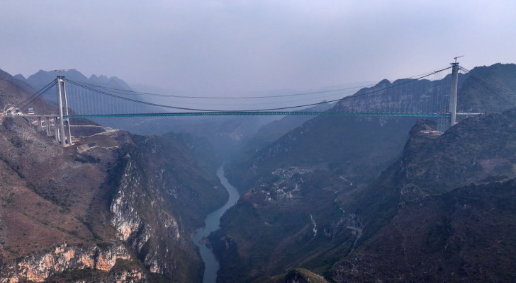 على ارتفاع يخطف الأنفاس ويقصر المسافات .. قريبا سيتم افتتاح أعلى جسر في العالم