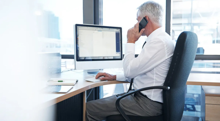 خبراء: كرسي مكتبك.. سر تركيزك وإنتاجيتك في العمل! كيف ذلك؟