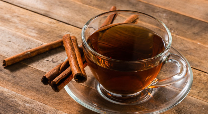 هل تبحث عن طريقة لتقليل شهيتك نحو السكر؟ شاي القرفة هو الحل الطبيعي