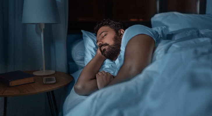 رجل ينام 300 يوم في السنة!.. مرض نادر يُحوِّل حياة شاب هندي إلى "سبات طويل"