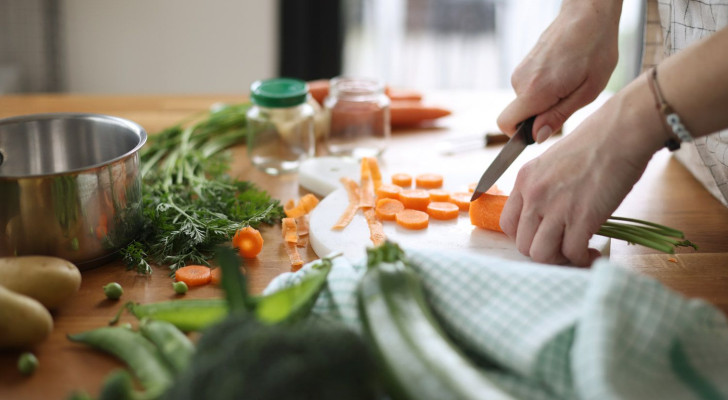 هارفرد: المرأة التي لا تطبخ لزوجها هي الأكثر سعادة بين النساء!