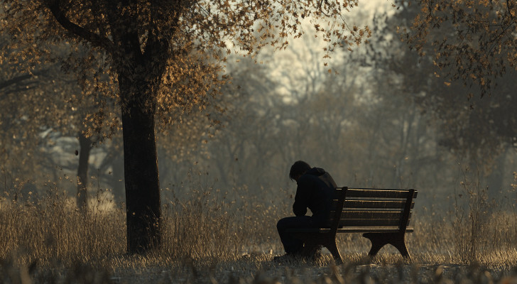 العلم يكشف الحقيقة: الرجال يتألمون ويعانون أكثر من النساء بعد الانفصال!