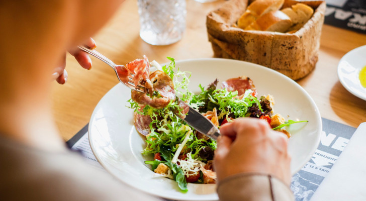 أفضل الأطعمة لمرضى جرثومة المعدة… احمي معدتك بطريقة طبيعية