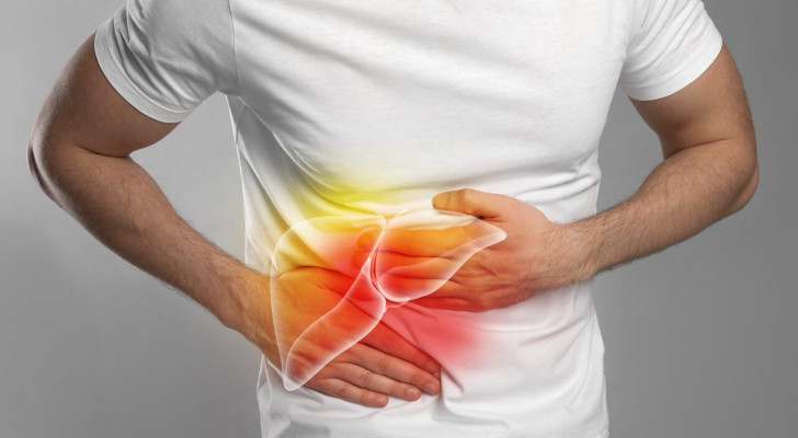 اكتشف الإشارات البطنية التي تنبهك لوجود الكبد الدهني قبل أن تصاب بمشكلة أكبر