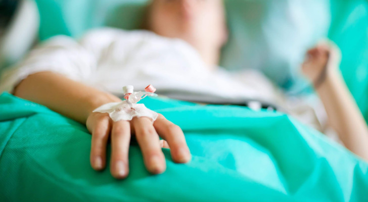 أم أمريكية تحمل طفلا كاملا وتنجبه ورحمها فارغ!