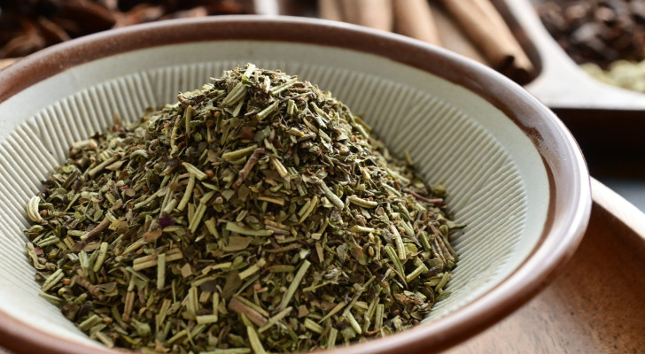 هل يمكن علاج البواسير بالأعشاب؟ 3 نباتات فعالة للتخلص من المشكلة نهائيا