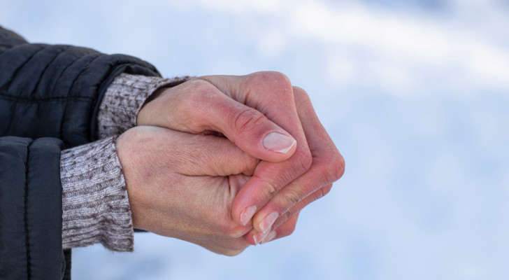 ما علامات نقص فيتامين د في الشتاء؟