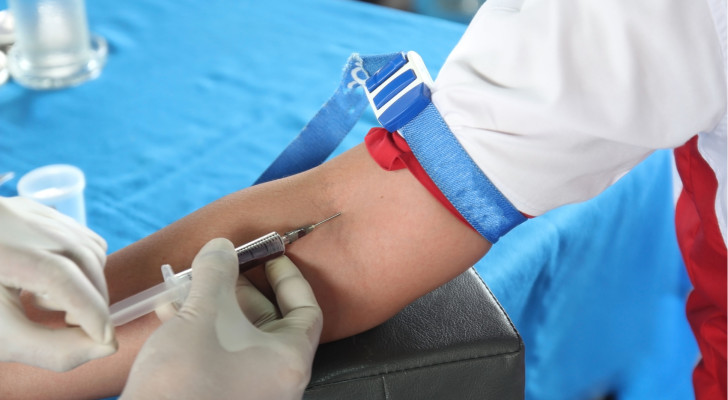 تحليل السكر التراكمي (HbA1c): متى تكون النتيجة غير صحيحة ومضللة؟