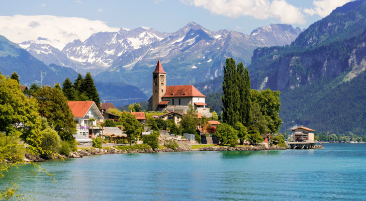 في سويسرا.. يمكن رفض طلبك للحصول على الجنسية إذا كنت مزعجا جدا!