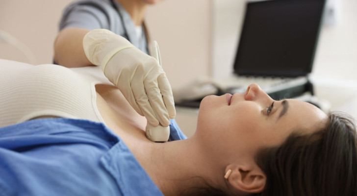 لا تهملها: أعراض تستوجب فحص الغدة الدرقية فورا