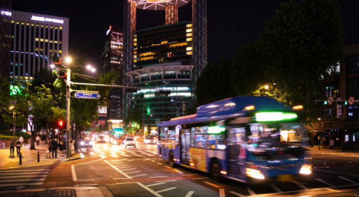 للعاملات في المناوبات الليلية.. حافلات آمنة مخصصة للنساء في كوريا الجنوبية