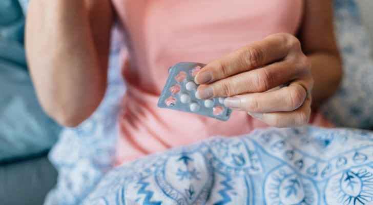 لكل امرأة… أعراض إذا ظهرت عليك راجعي طبيب غدد صماء على الفور!