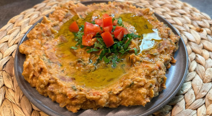 لماذا يجب أن يكون الفول المدمس طبقا أساسيا على مائدة السحور في رمضان؟