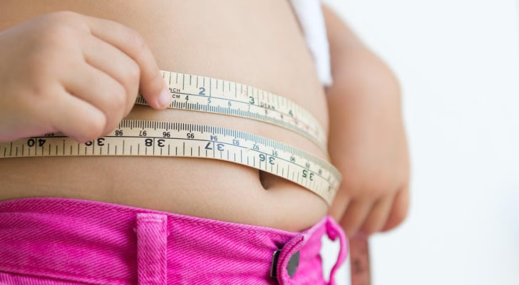 أبحاث جديدة: التنمر والطلاق والقسوة الأسرية تزيد من خطر السمنة عند الأطفال!