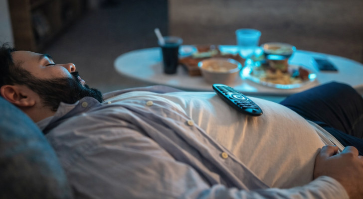 ما سبب النعاس والدوخة الشديدة بعد تناول الطعام في رمضان؟