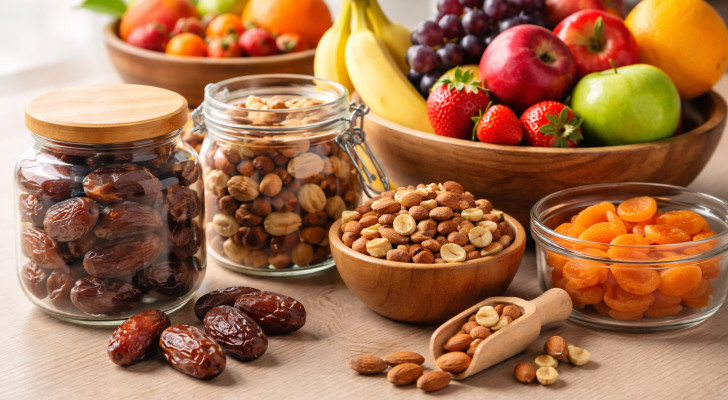 سر التخزين في رمضان: حافظ على نكهة التمر والمكسرات والفواكه أطول فترة ممكنة!