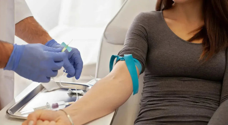 ما الهرمونات التي يجب فحصها عند وجود مشاكل بالدورة الشهرية؟