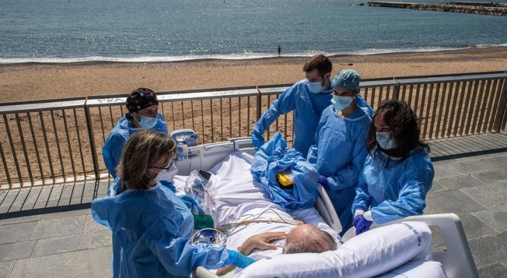 مستشفى في برشلونة "إسبانيا" يدمج البحر في رحلة علاج المرضى!