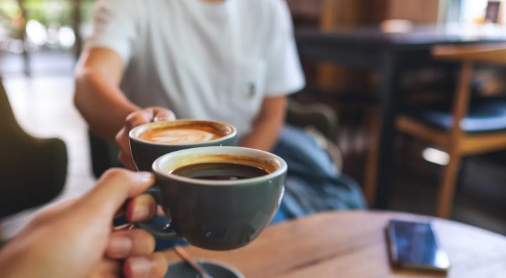 كم كوب قهوة تحتاج يوميا لتتخلص من التوتر؟ العلم يجيب