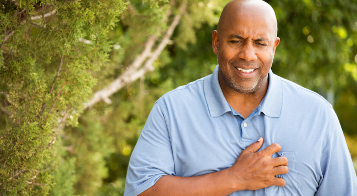 5 إشارات يظهر بعضها بعد الطعام تدل على ضغط الدم.. لا تتجاهلها