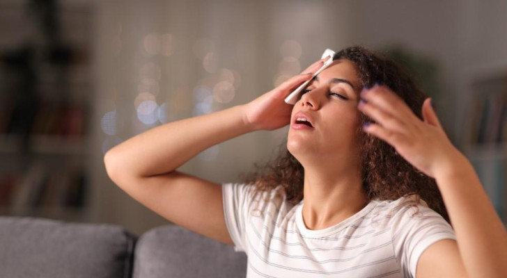 هل وصلت الـ 40؟ كيف تعرفين إذا بدأت تدخلين في مرحلة سن اليأس مبكرا؟ إليك العلامات