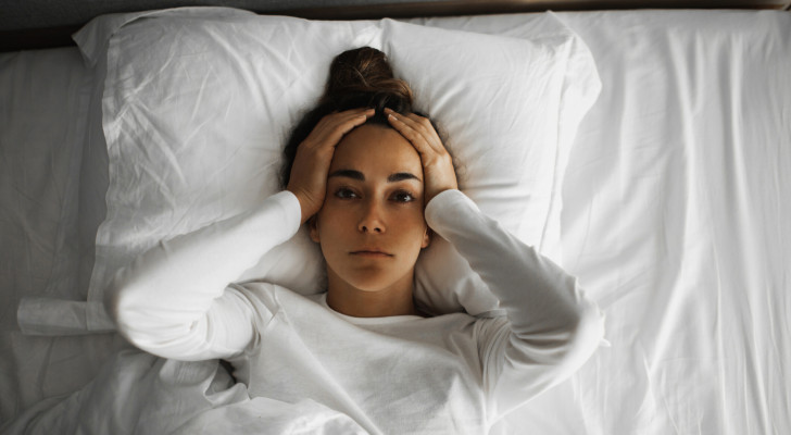 ماذا يعني أن تستيقظ من النوم وأنت تشعر بالجوع والعطش معا؟