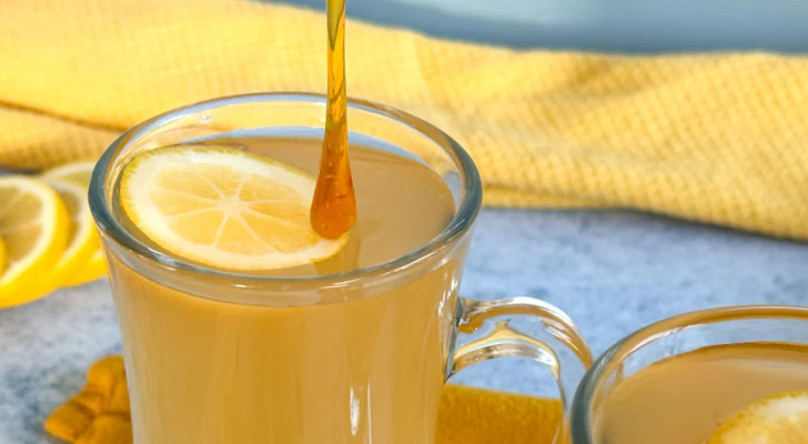 هل كوب الليمون بالعسل على الريق يذيب دهون الكبد خلال 21 يوما؟