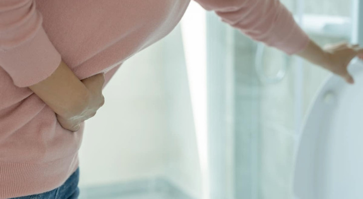 من حيث الأعراض.. ما الفرق بين البواسير وسرطان المستقيم؟