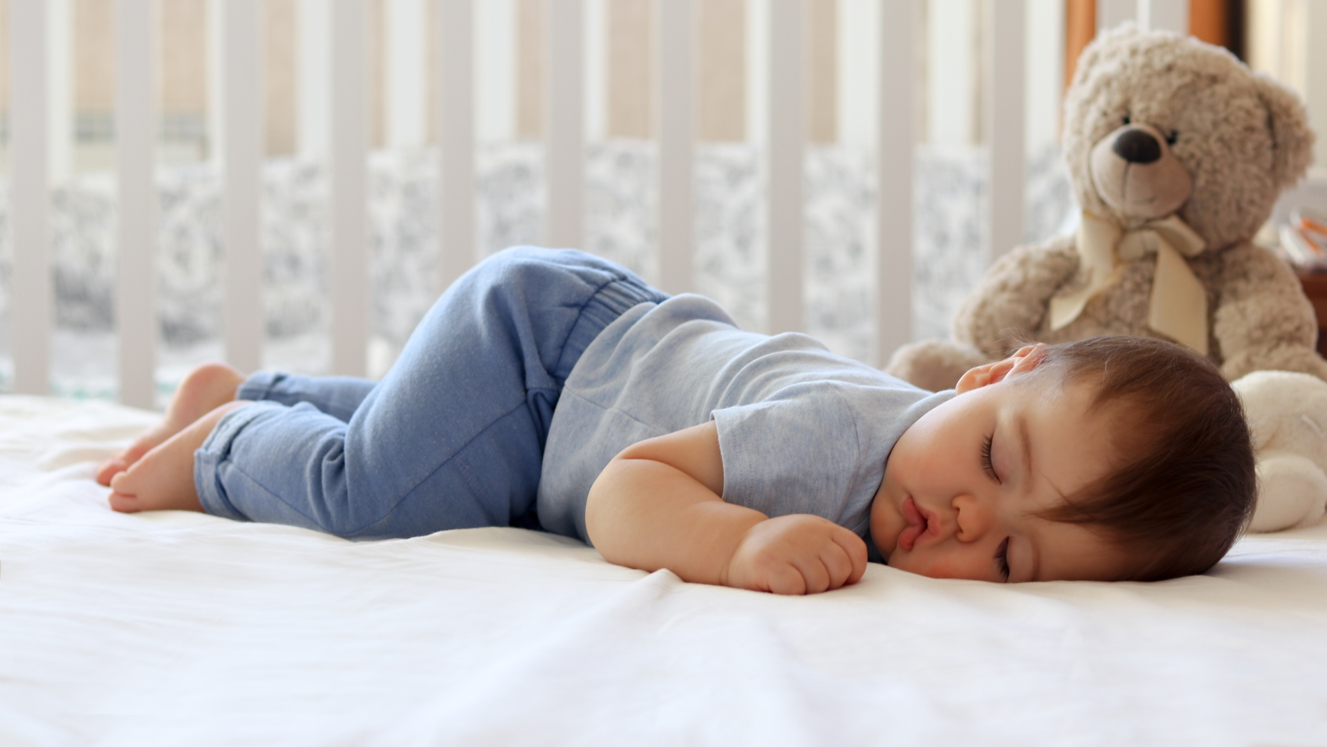 5 طُرق لتسهيل عملية نوم الأطفال
