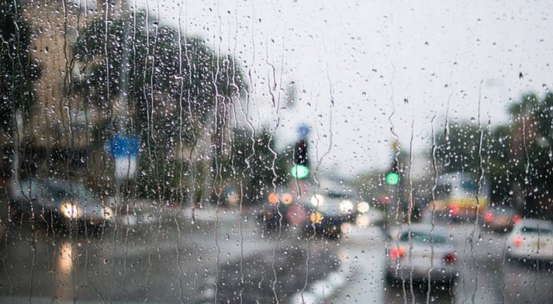 أجواء خريفية مُصاحبة للغُبار والأمطار الرعدية اليوم وغداً - فيديو