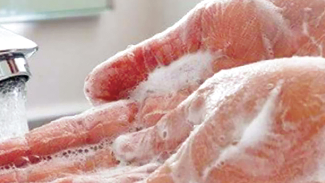 غسل اليدين 6 مرات في اليوم يحمي من كورونا